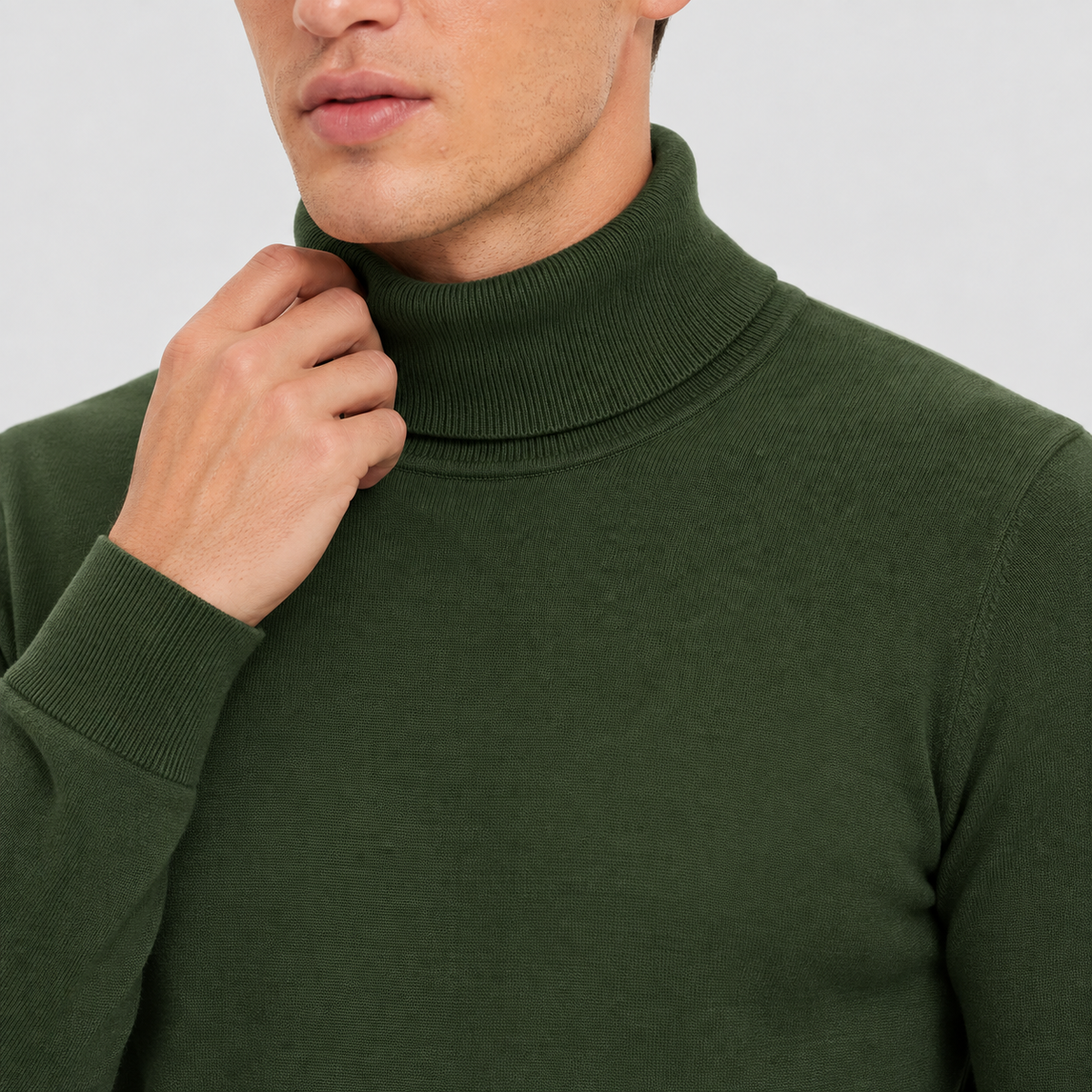 Men's Lightweight Knit Turtleneck Sweater