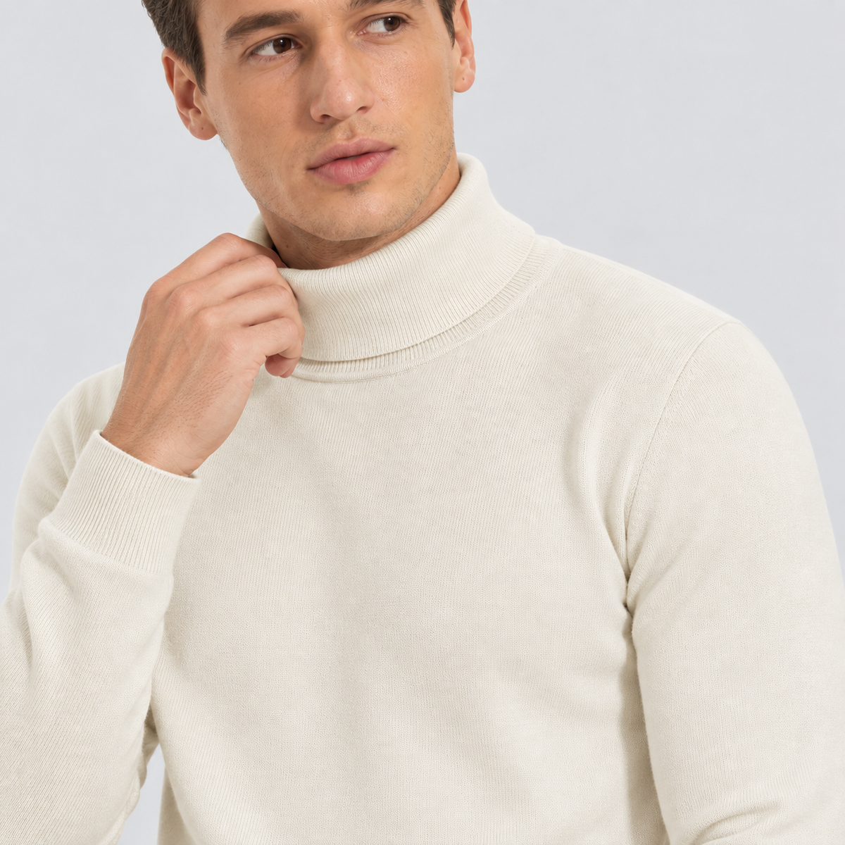 Men's Lightweight Knit Turtleneck Sweater