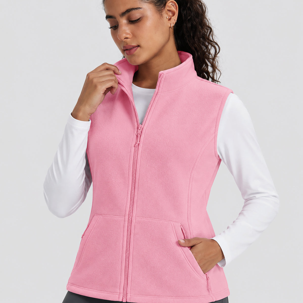 Women's Fleece Vest Lightweight Zip Up Sleeveless Warm Layer with Pockets
