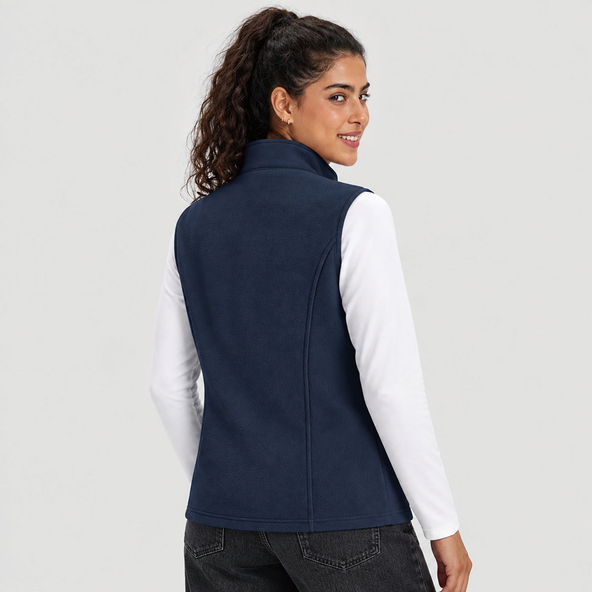Women's Fleece Vest Lightweight Zip Up Sleeveless Warm Layer with Pockets