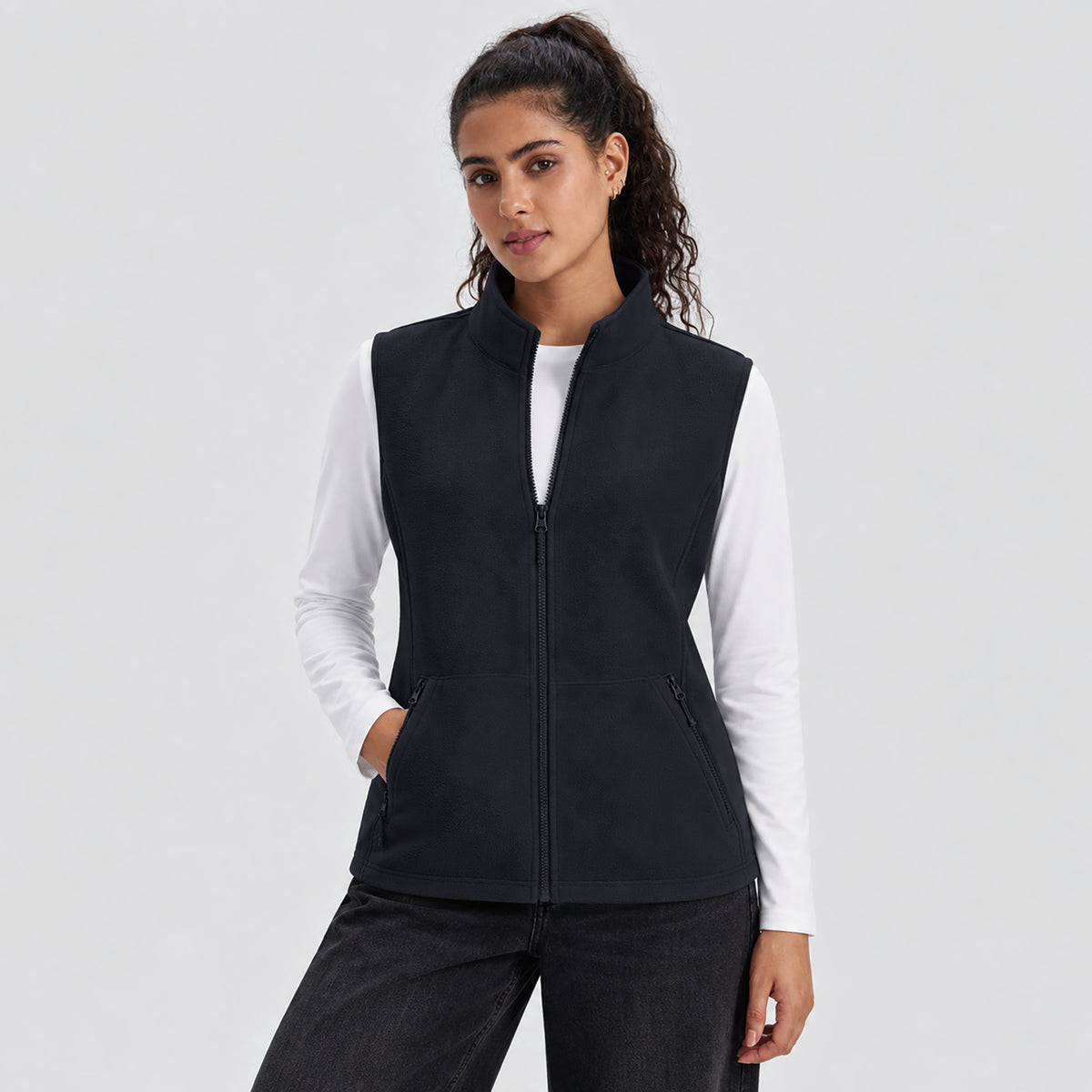 Women's Fleece Vest Lightweight Zip Up Sleeveless Warm Layer with Pockets