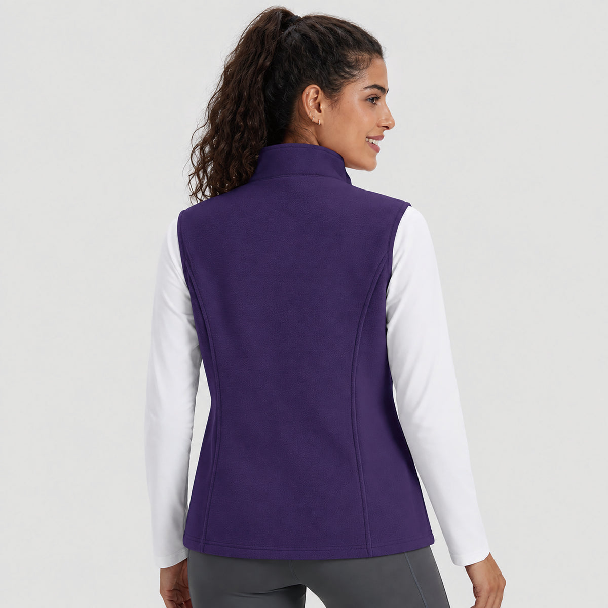 Women's Fleece Vest Lightweight Zip Up Sleeveless Warm Layer with Pockets