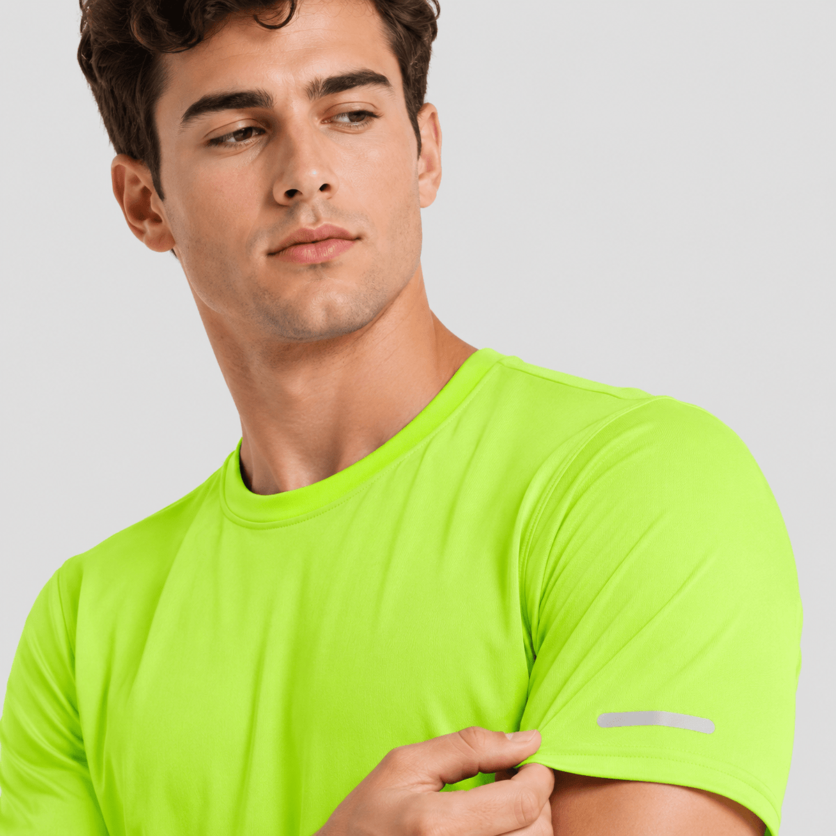 Green MAGCOMSEN Men's Dry Fit Sun Protection Stretch Training & Sports T-Shirts in #Color_Green