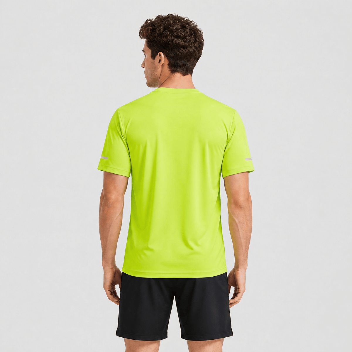 Green MAGCOMSEN Men's Dry Fit Sun Protection Stretch Training & Sports T-Shirts in #Color_Green